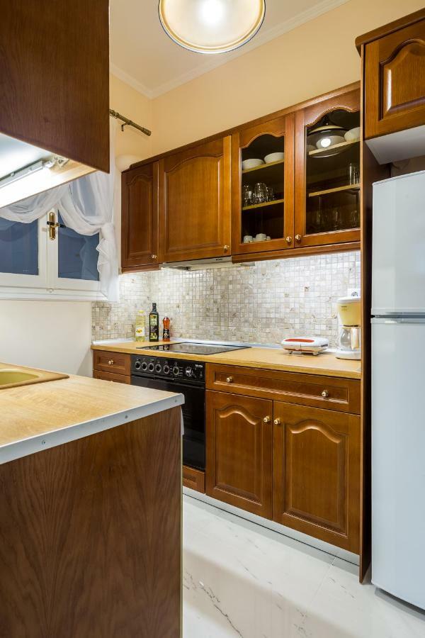 Chic Flat In Kolonaki Next To American Embassy Athen Exterior foto